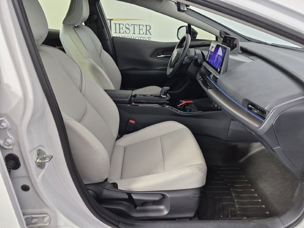 2024 Toyota Prius Limited - Photo 37