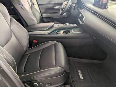 2022 Genesis GV70 2.5T