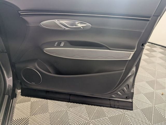 2022 Genesis GV70 2.5T