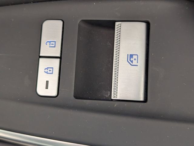 2022 Genesis GV70 2.5T