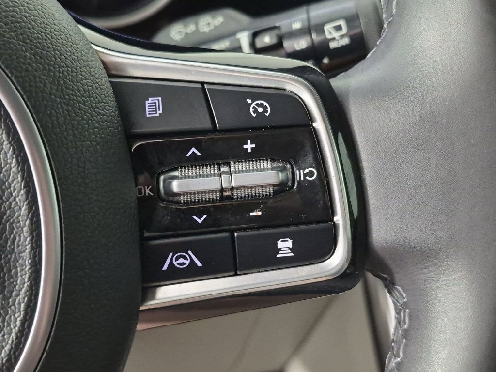 2024 Kia Carnival EX - Photo 20