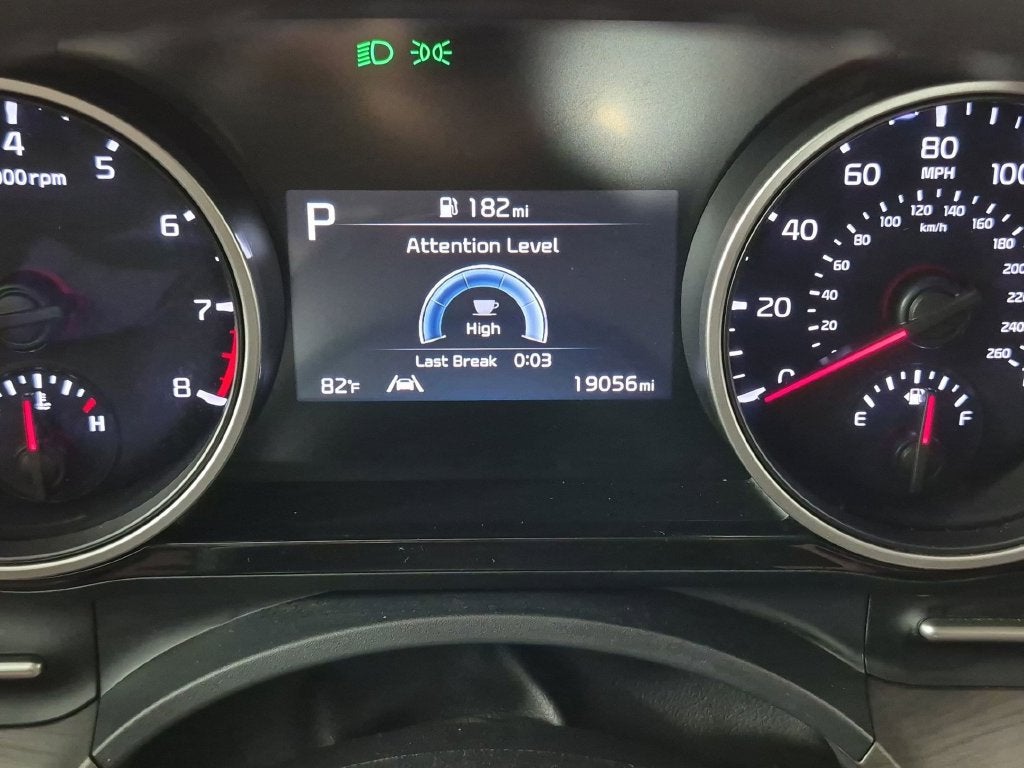 2024 Kia Carnival EX - Photo 22