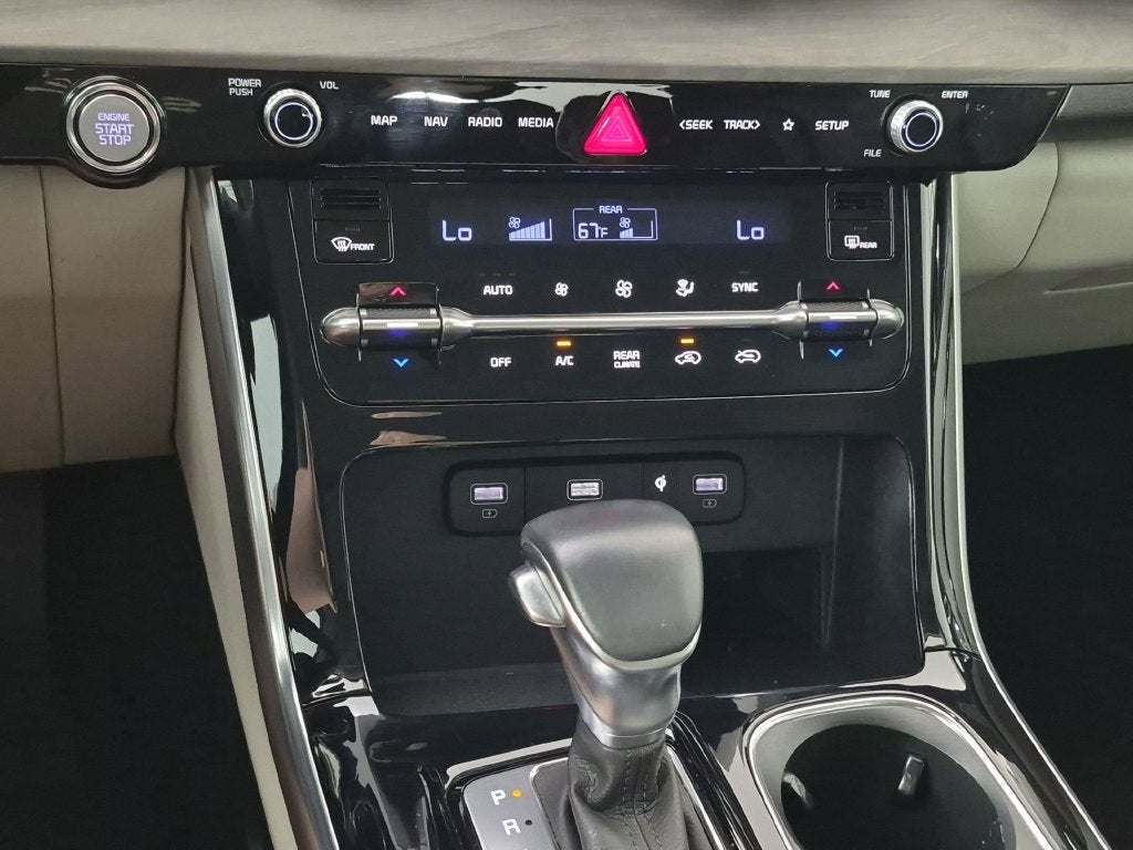 2024 Kia Carnival EX - Photo 27