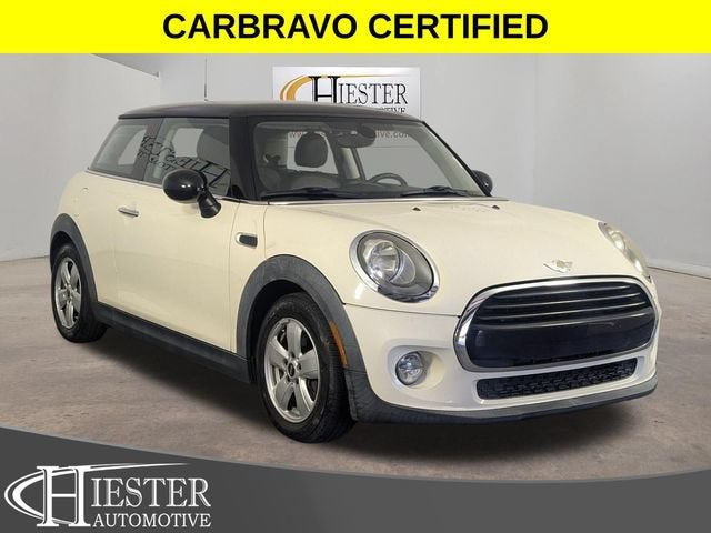 2017 MINI Hardtop Cooper