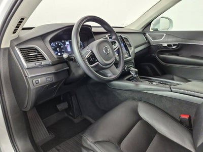 2020 Volvo XC90 T5 Momentum 7 Passenger
