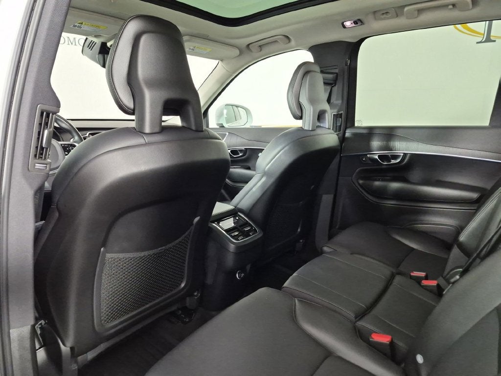 2020 Volvo XC90 T5 Momentum 7 Passenger
