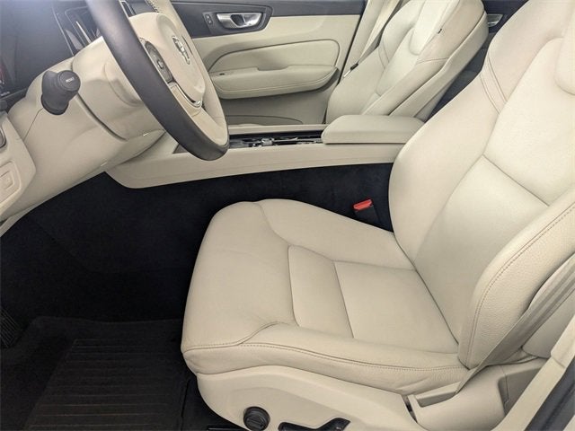 2021 Volvo XC60 Momentum