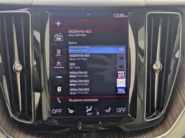 2021 Volvo XC60 Momentum