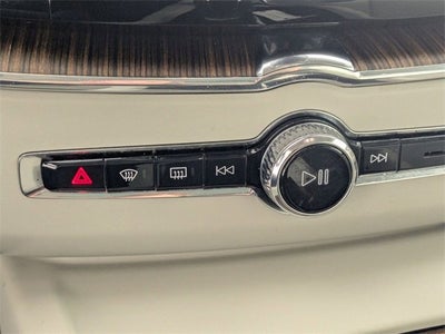 2021 Volvo XC60 Momentum