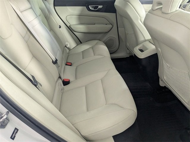 2021 Volvo XC60 Momentum