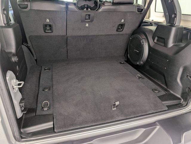 2022 Jeep Wrangler Unlimited Sahara 4x4