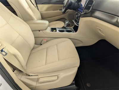 2019 Jeep Grand Cherokee Laredo E