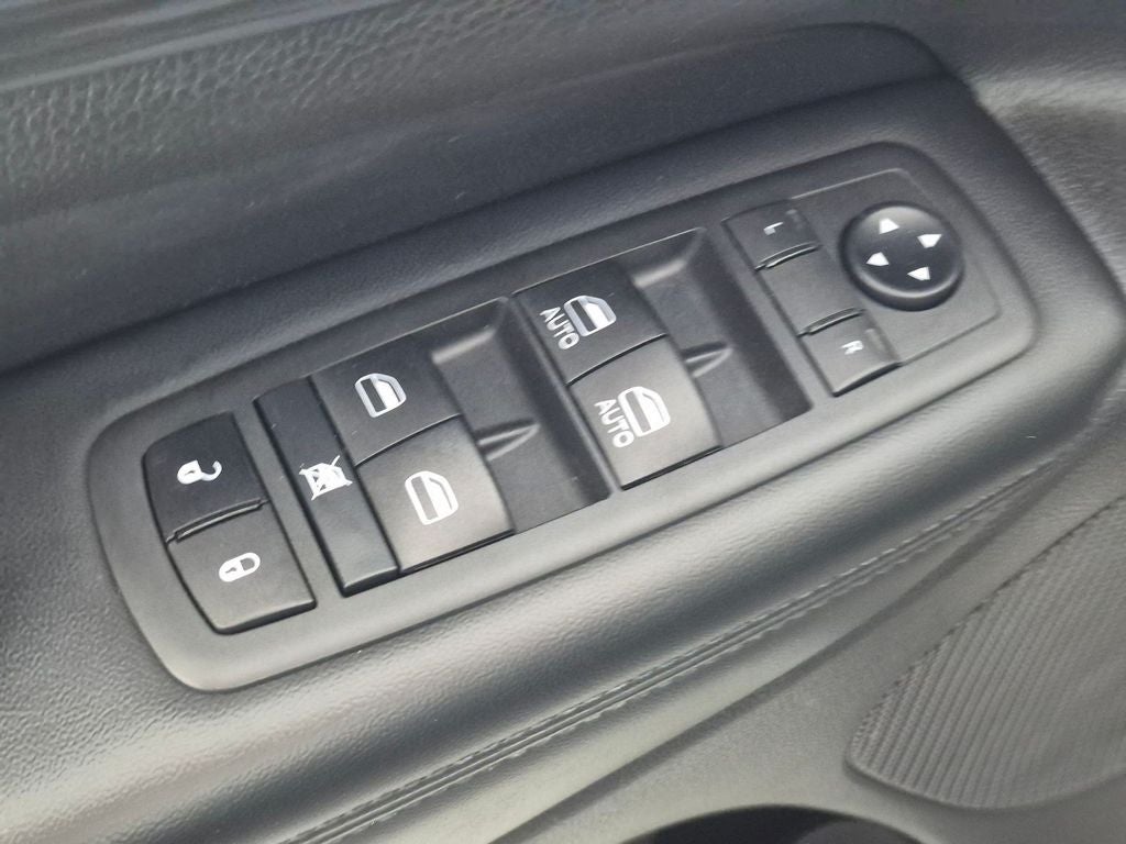2020 Jeep Grand Cherokee Laredo E