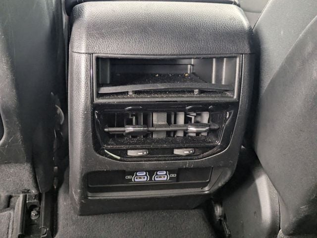 2023 Jeep Grand Cherokee Laredo 4x2
