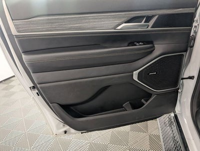 2023 Jeep Wagoneer L Series II