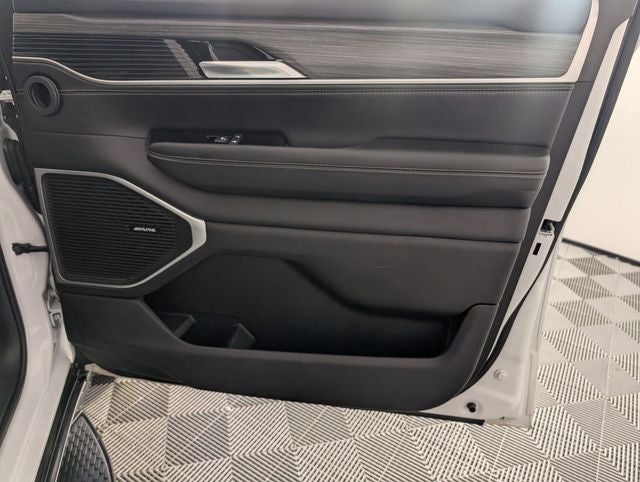 2023 Jeep Wagoneer L Series II