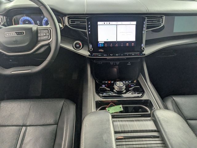 2023 Jeep Wagoneer Series III