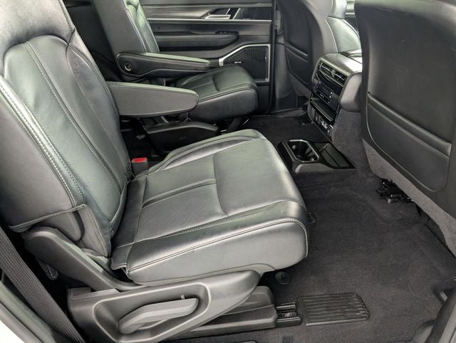 2023 Jeep Wagoneer Series III