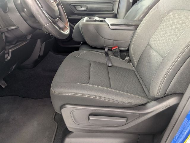 2025 RAM 1500 Tradesman Quad Cab 4x4 6'4' Box