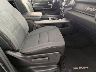 2021 RAM 1500 Big Horn Quad Cab 4x4 6'4' Box