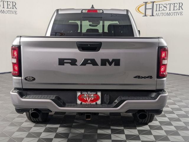 2025 RAM 1500 Tradesman Crew Cab 4x4 5'7' Box