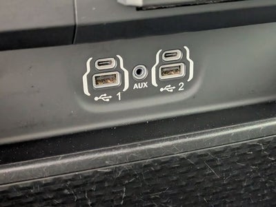 2020 RAM 1500 Laramie Crew Cab 4x4 5'7' Box