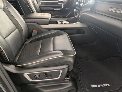 2020 RAM 1500 Laramie Crew Cab 4x4 5'7' Box