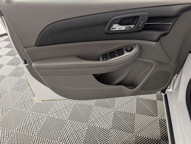 2014 Chevrolet Malibu LS 1LS