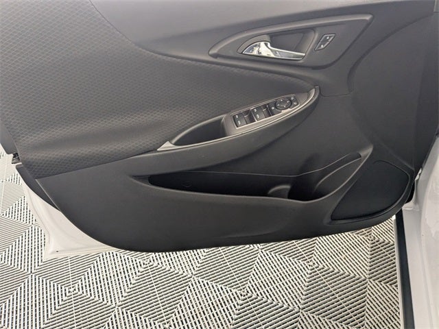 2024 Chevrolet Malibu LS 1FL