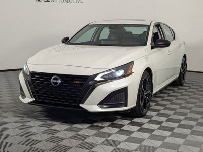2023 Nissan Altima SR FWD