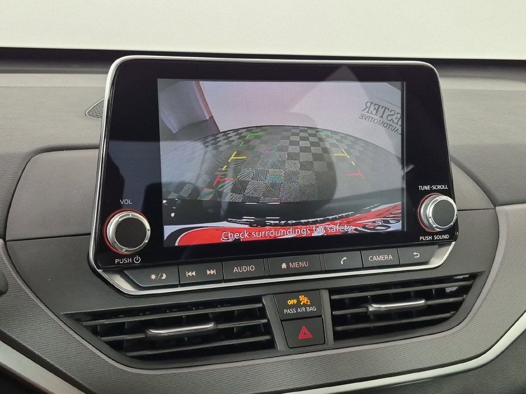 2025 Nissan Altima 2.5 SR