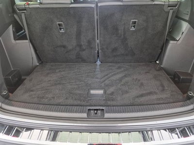 2022 Volkswagen Atlas 3.6L V6 SEL Premium R-Line
