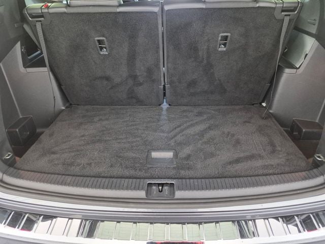 2022 Volkswagen Atlas 3.6L V6 SEL Premium R-Line