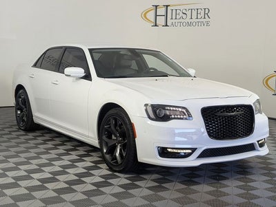 2023 Chrysler 300 Touring