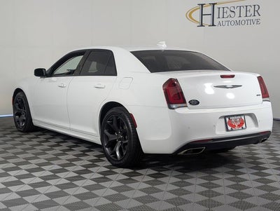 2023 Chrysler 300 Touring