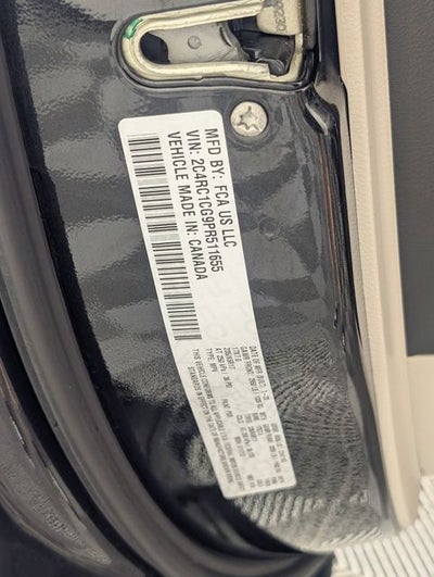 2023 Chrysler Voyager LX