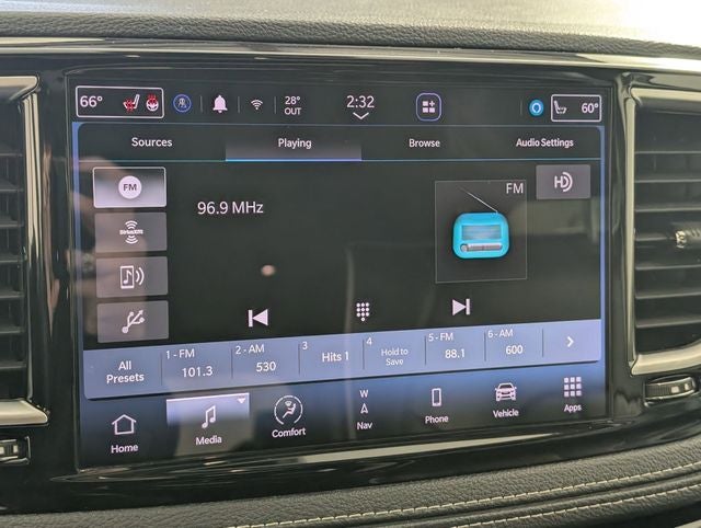 2023 Chrysler Pacifica Hybrid Limited