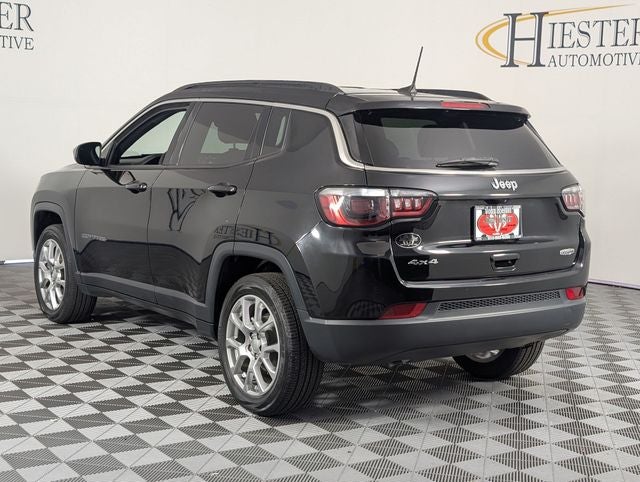 2023 Jeep Compass Latitude Lux