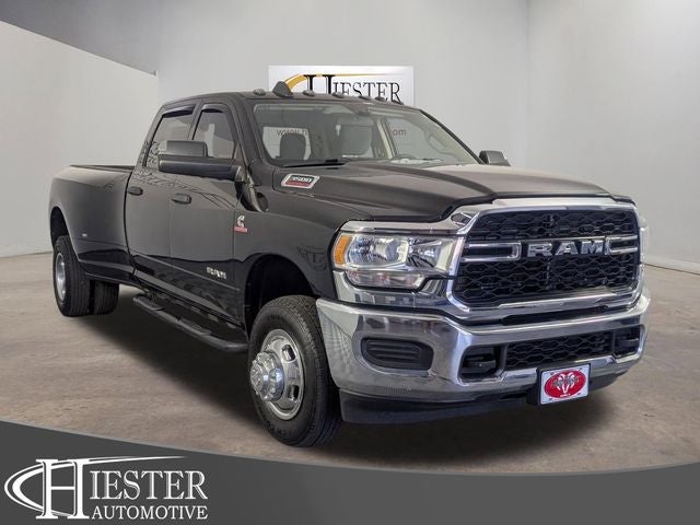 2020 RAM 3500 Tradesman Crew Cab 4x4 8' Box