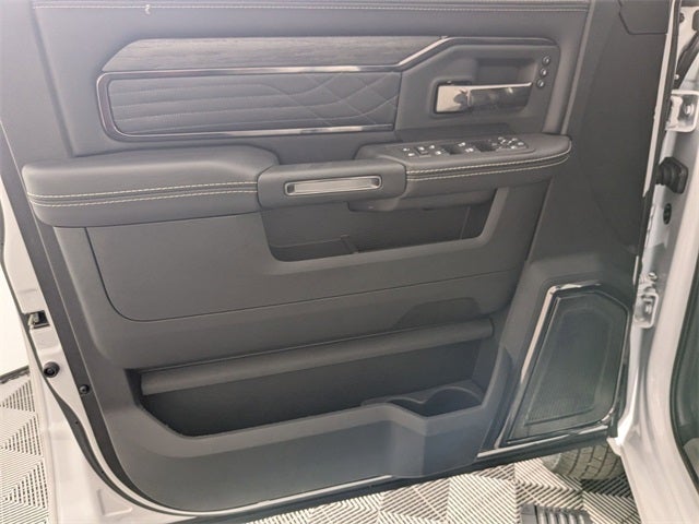 2025 RAM 3500 Limited