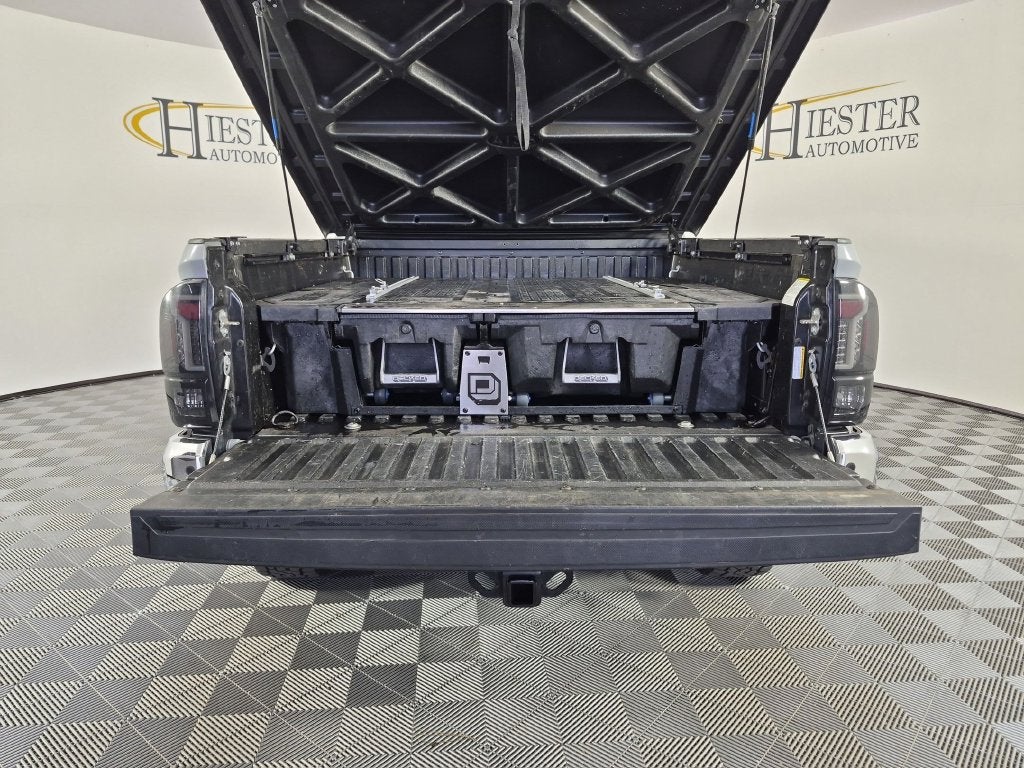 2020 Toyota Tacoma SR5 V6