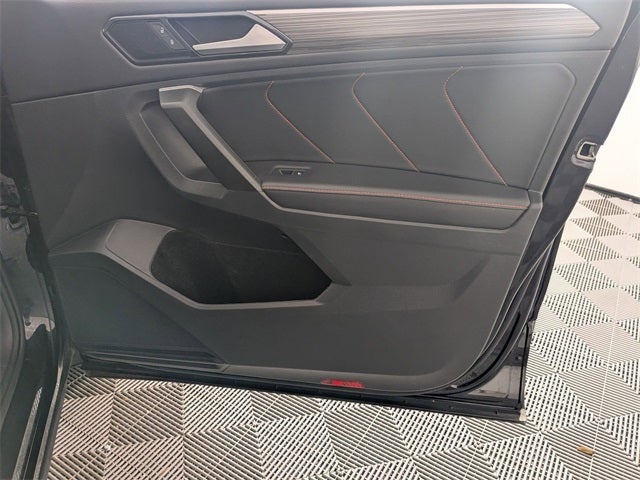 2024 Volkswagen Tiguan 2.0T Wolfsburg Edition
