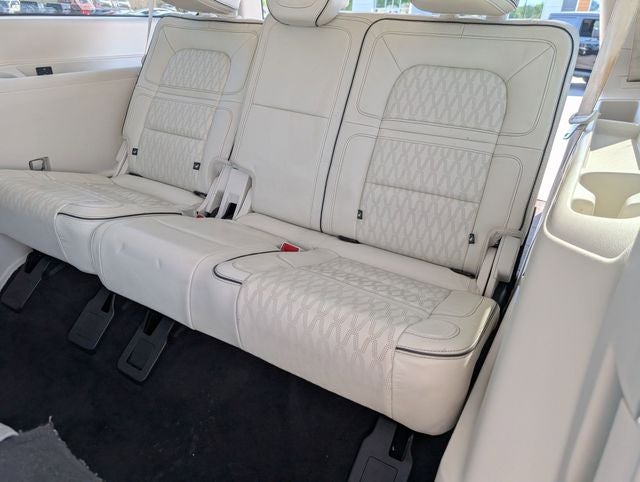 2021 Lincoln Navigator L Black Label