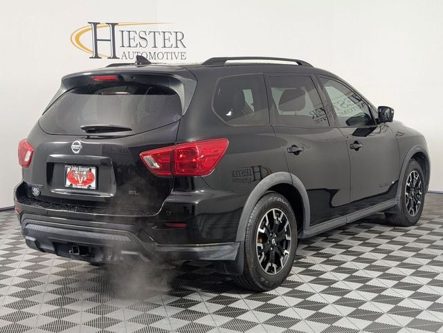 2019 Nissan Pathfinder SL