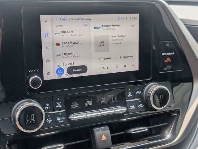 2023 Toyota Highlander Hybrid LE