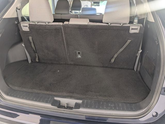 2023 Toyota Highlander Hybrid LE