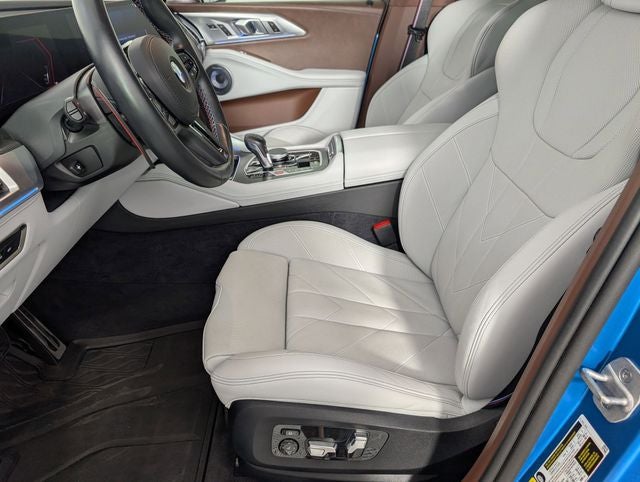 2024 BMW XM Base