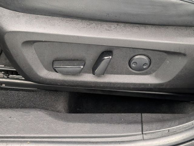 2022 Mitsubishi Outlander Black Edition