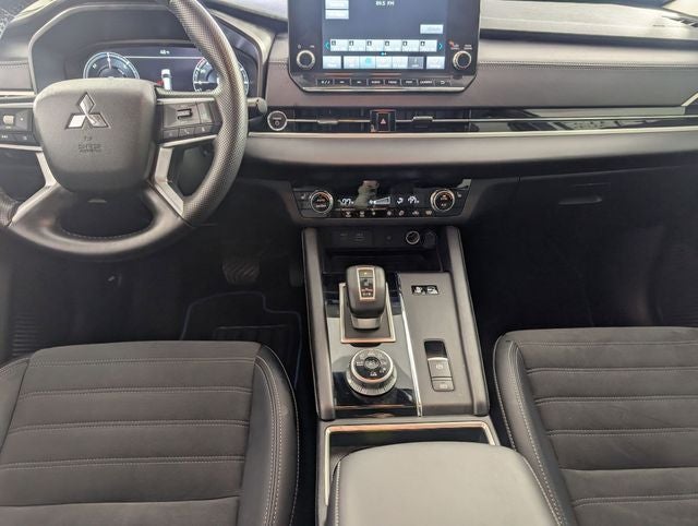 2024 Mitsubishi Outlander PHEV Base