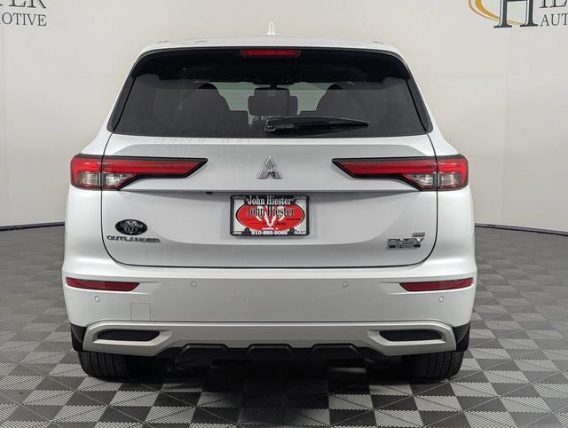 2024 Mitsubishi Outlander PHEV Base